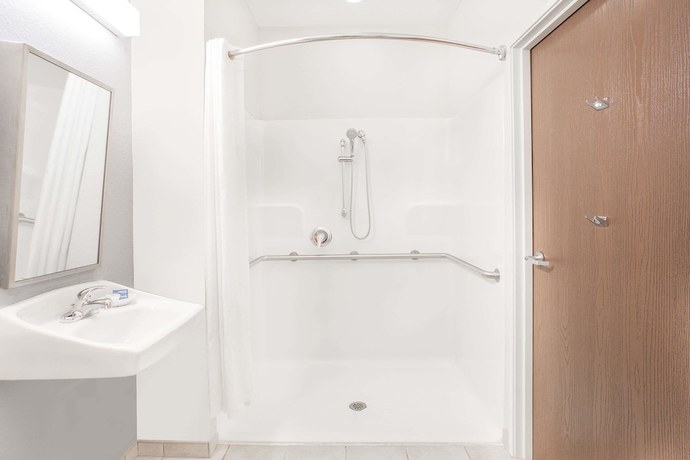 Imagen de la habitación del Hotel Microtel Inn and Suites by Wyndham San Angelo. Foto 8