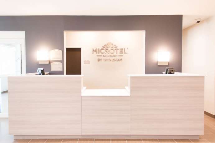 Imagen de los interiores del Hotel Microtel Inn and Suites by Wyndham Springville/Provo. Foto 16