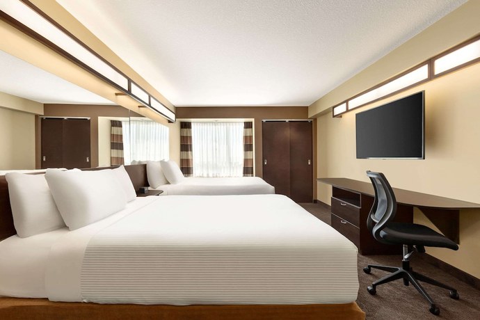 Imagen de la habitación del Hotel Microtel Inn and Suites by Wyndham Weyburn. Foto 4