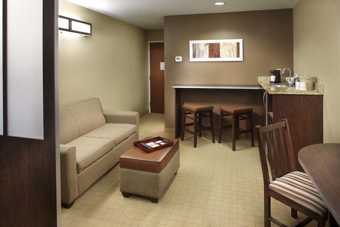 Imagen de la habitación del Hotel Microtel Inn and Suites by Wyndham Wheeling at Highlands. Foto 5