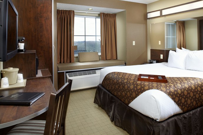 Imagen de la habitación del Hotel Microtel Inn and Suites by Wyndham Wheeling at Highlands. Foto 14