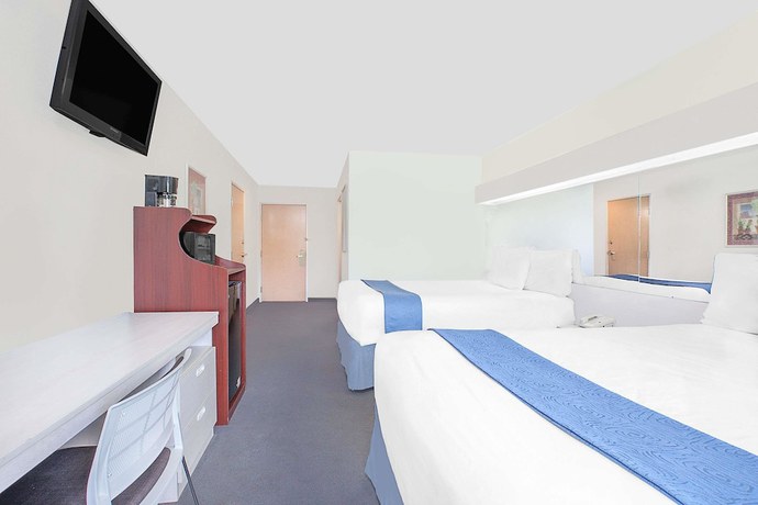 Imagen de la habitación del Hotel Microtel Inn by Wyndham Broken Bow. Foto 15