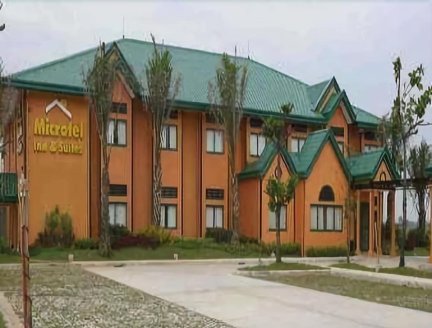 Imagen general del Hotel Microtel by Wyndham Cabanatuan. Foto 4