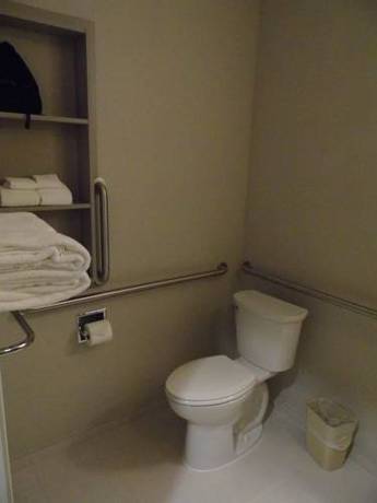 Imagen de la habitación del Hotel Microtel by Wyndham Vernal / Naples. Foto 5