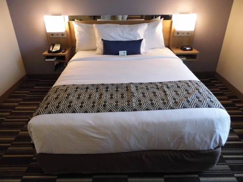 Imagen de la habitación del Hotel Microtel by Wyndham Vernal / Naples. Foto 12