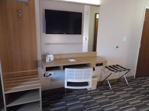 Imagen de la habitación del Hotel Microtel by Wyndham Vernal / Naples. Foto 15