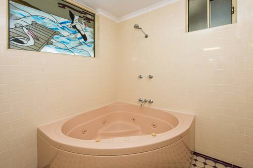 Imagen de la habitación del Hotel Mid City Motor Inn, Mackay. Foto 5