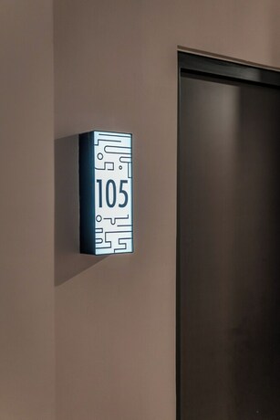 Imagen de la habitación del Hotel Mid Project. Foto 21