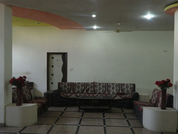 Imagen de los interiores del Hotel Mid Town, Bhilwara. Foto 15