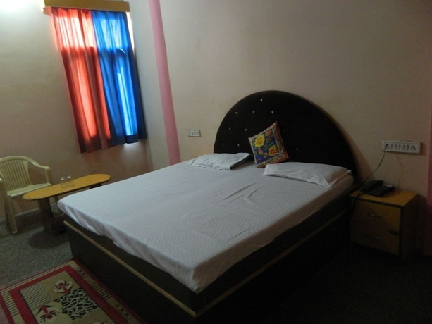 Imagen de la habitación del Hotel Mid Town, Bhilwara. Foto 9