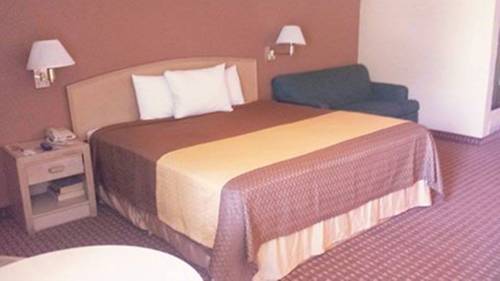 Imagen de la habitación del Hotel Mid Towne Inn and Suites. Foto 10