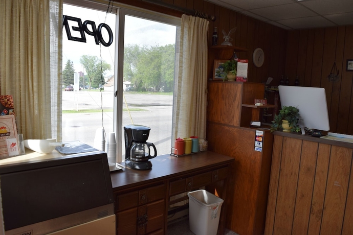 Imagen de los interiores del Hotel Mid-City Motel. Foto 19