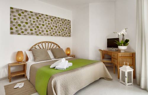 Imagen de la habitación del Hotel Mida. Foto 9