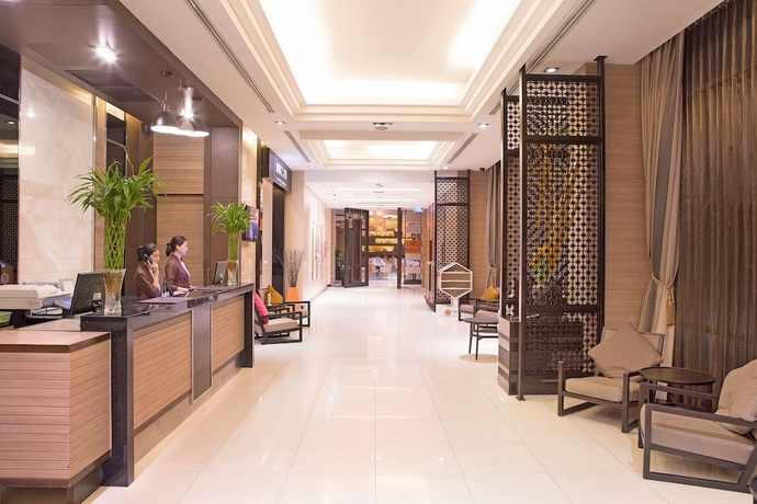 Imagen de los interiores del Hotel Mida Ngamwongwan. Foto 17