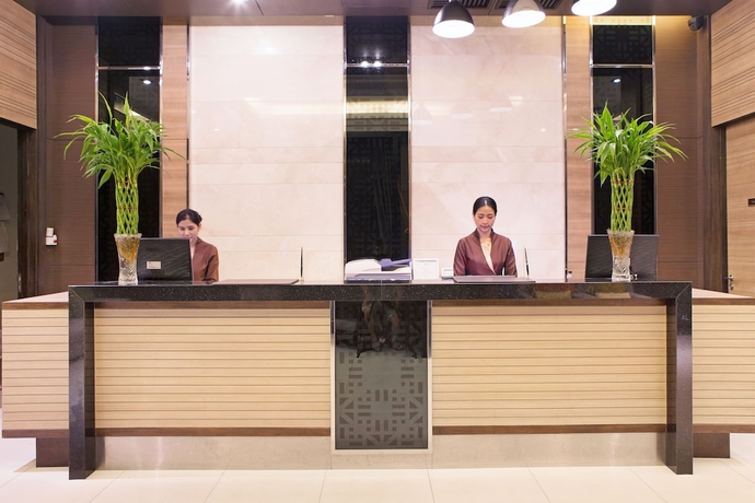 Imagen de los interiores del Hotel Mida Ngamwongwan. Foto 19