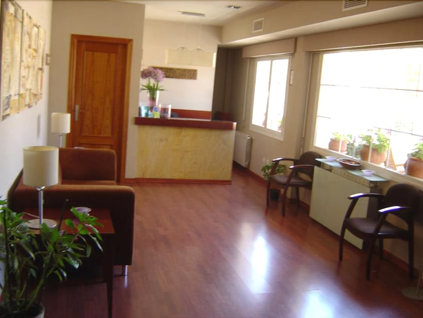 Imagen de los interiores del Hotel Midama. Foto 15