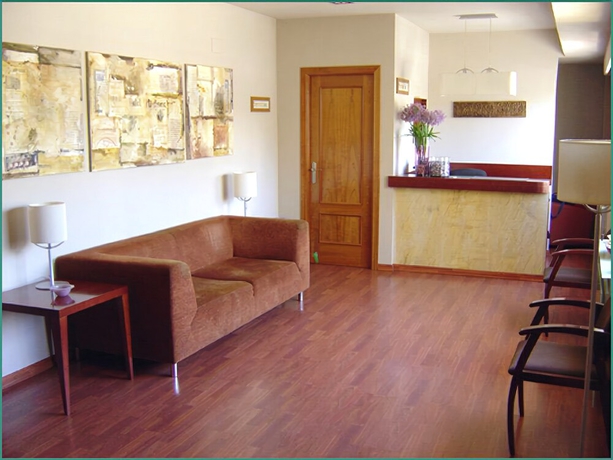 Imagen de los interiores del Hotel Midama. Foto 16