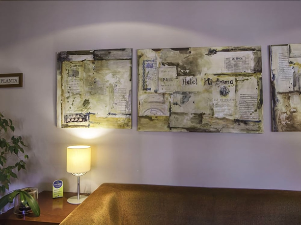 Imagen de los interiores del Hotel Midama. Foto 19