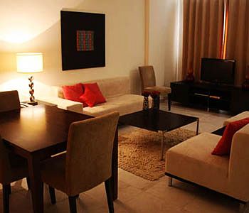 Imagen de los interiores del Hotel Midan Suites. Foto 8