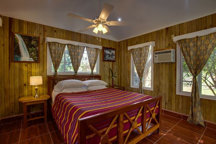 Imagen general del Hotel Midas Belize. Foto 3
