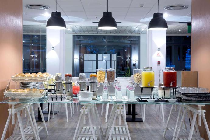 Imagen del bar/restaurante del Hotel Midas Palace. Foto 20