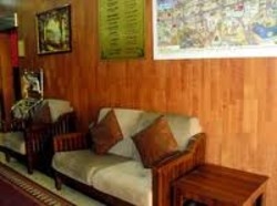 Imagen de los interiores del Hotel Middle East. Foto 3