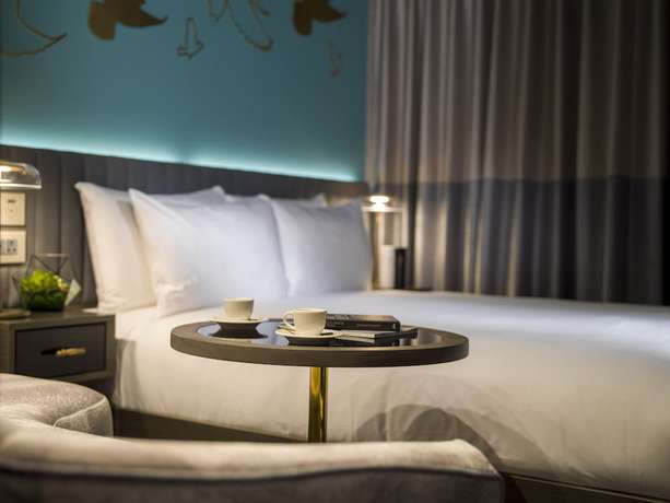 Imagen de la habitación del Hotel Middle Eight. Foto 11