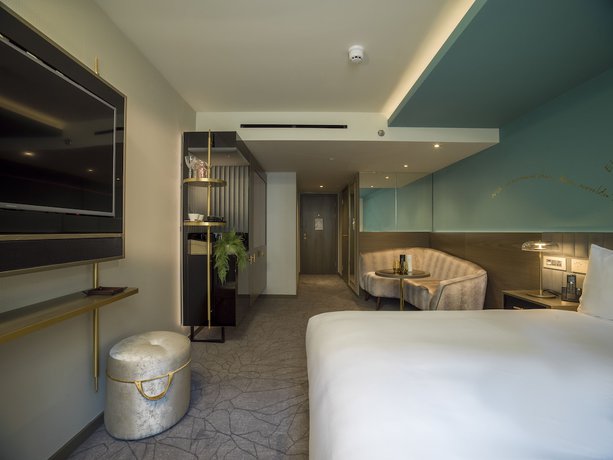 Imagen de la habitación del Hotel Middle Eight. Foto 18