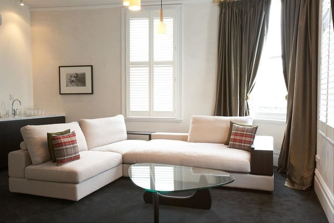 Imagen de la habitación del Hotel Middle Park Hotel. Foto 2