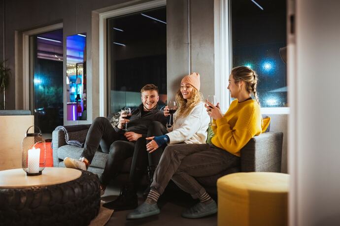 Imagen de los interiores del Hotel Midgard Base Camp. Foto 36