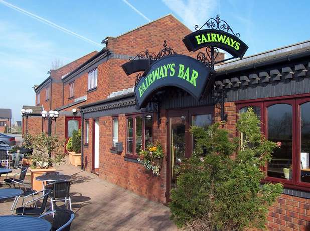 Imagen del bar/restaurante del Hotel Midgley Lodge and Golf Course. Foto 3