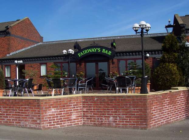 Imagen de los exteriores del Hotel Midgley Lodge and Golf Course. Foto 11