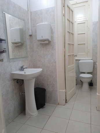 Imagen de la habitación del Hotel Midis Alojamento Local. Foto 11