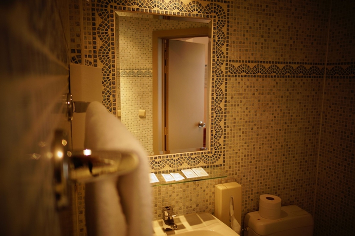 Imagen de la habitación del Hotel Midi-zuid. Foto 11