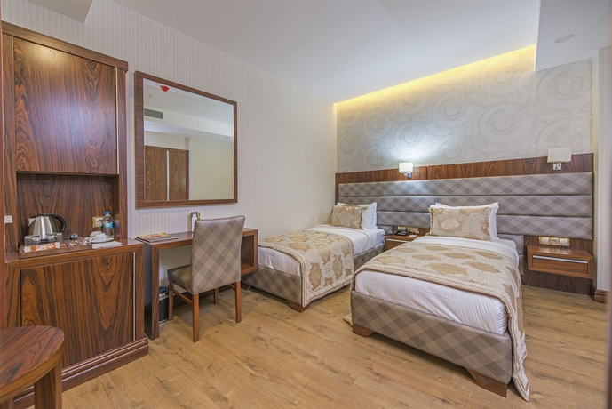 Imagen de la habitación del Hotel Midmar Deluxe. Foto 7