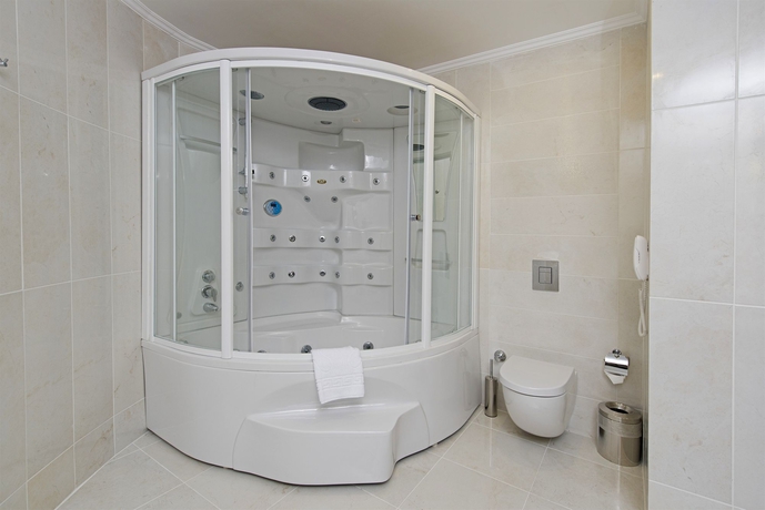 Imagen de la habitación del Hotel Midmar Deluxe. Foto 9