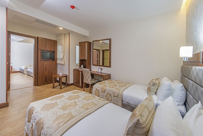 Imagen de la habitación del Hotel Midmar Deluxe. Foto 12