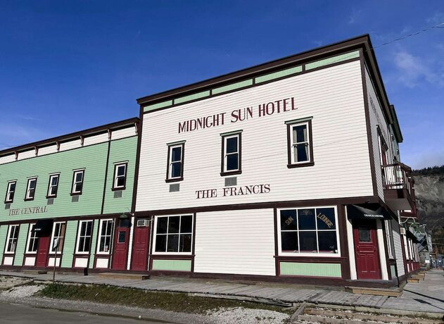 Imagen general del Hotel Midnight Sun, a Coast. Foto 1