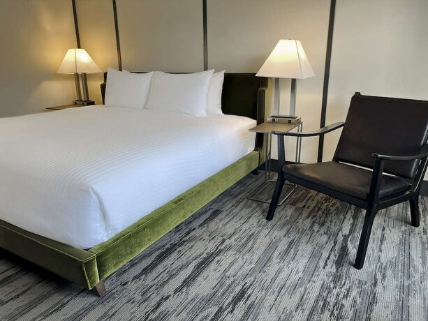 Imagen de la habitación del Hotel Midnight Sun, a Coast. Foto 20