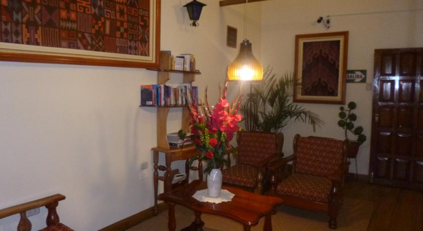 Imagen de los interiores del Hotel Midori. Foto 5