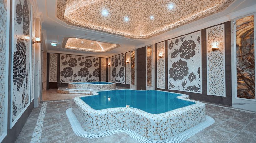 Imagen de la piscina del Hotel Midtown, Baku. Foto 20