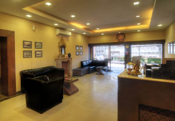 Imagen general del Hotel Midtown By Royal Collection. Foto 8