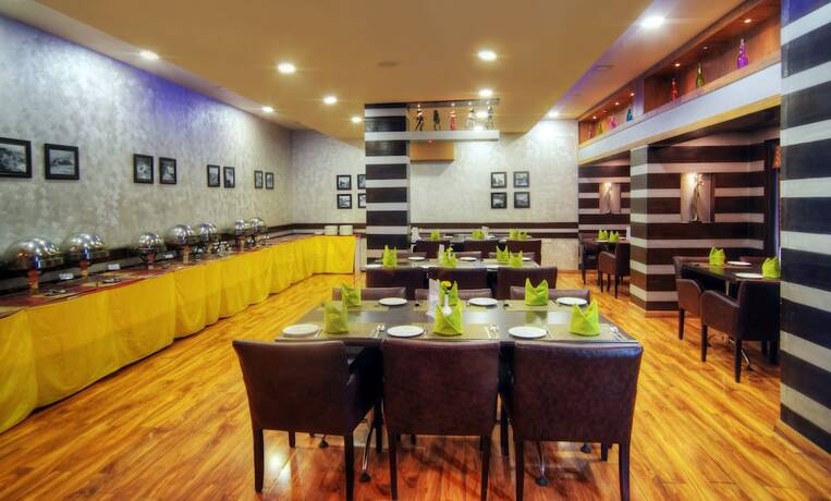 Imagen general del Hotel Midtown By Royal Collection. Foto 12