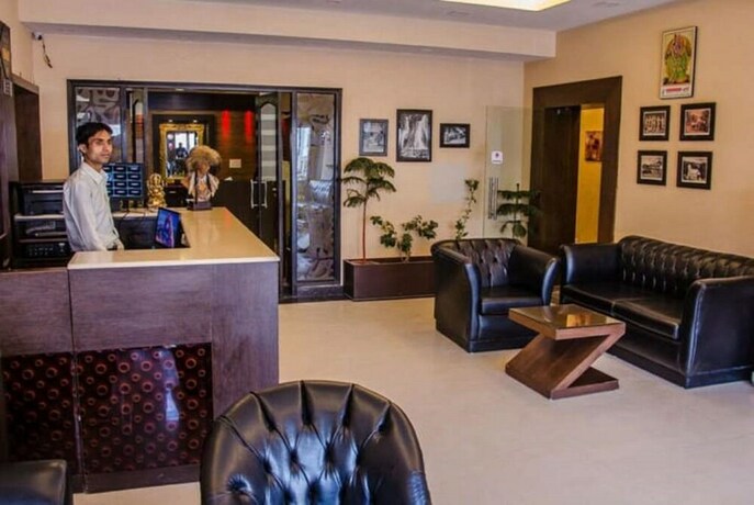 Imagen de los interiores del Hotel Midtown By Royal Collection. Foto 29