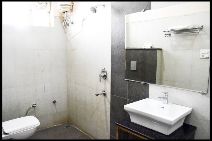 Imagen de la habitación del Hotel Midtown Grand, Kotah. Foto 9