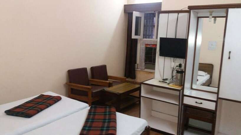 Imagen de la habitación del Hotel Midtown, Haridwar. Foto 15