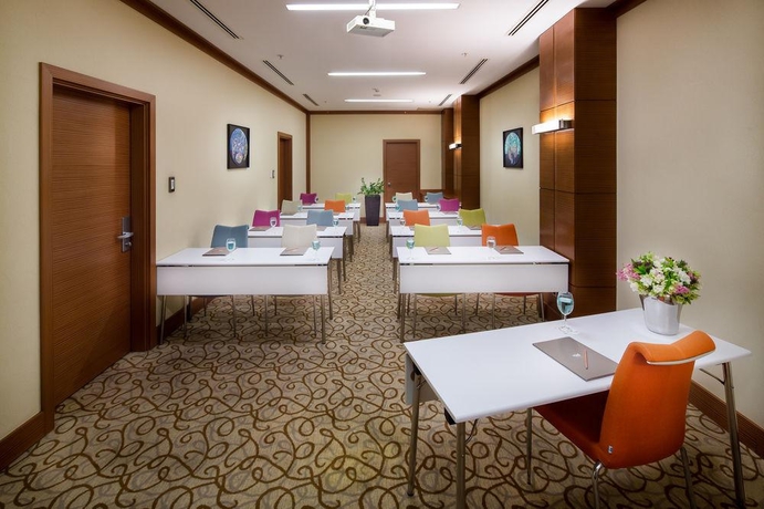 Imagen general del Hotel Midtown Istanbul. Foto 15