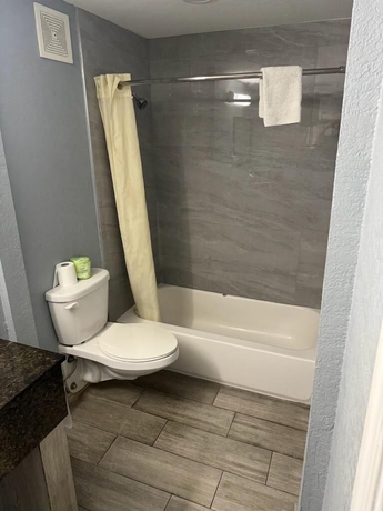 Imagen de la habitación del Hotel Midtown Lodge. Foto 16