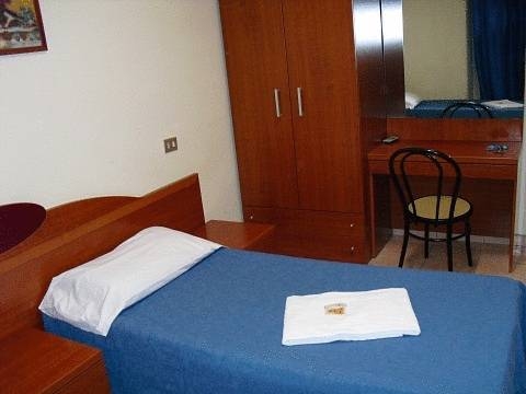 Imagen de la habitación del Hotel Midtown, Mil&aacute;n. Foto 9