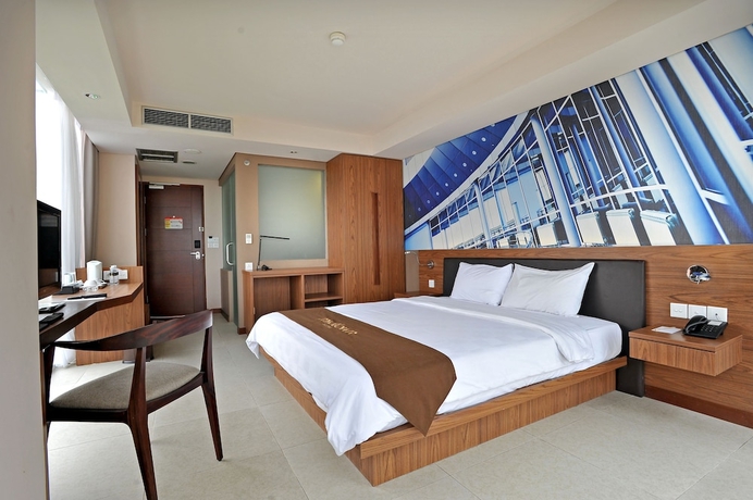 Imagen de la habitación del Hotel Midtown, Surabaya. Foto 8